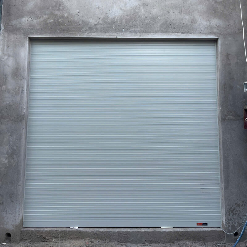 Cửa Cuốn Siêu Êm Cho Biệt Thự sang trọng, chuẩn Đức