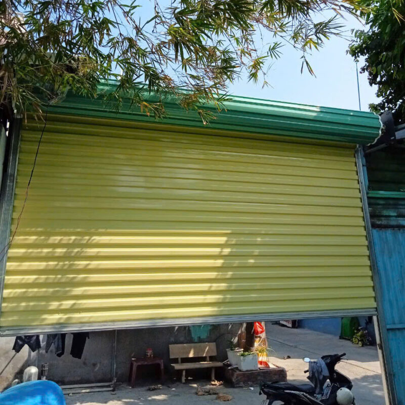 Cửa Cuốn Tấm Liền Úc Có Êm Không Khi Đóng Mở